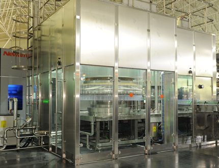 瓶装水吹灌旋一体机